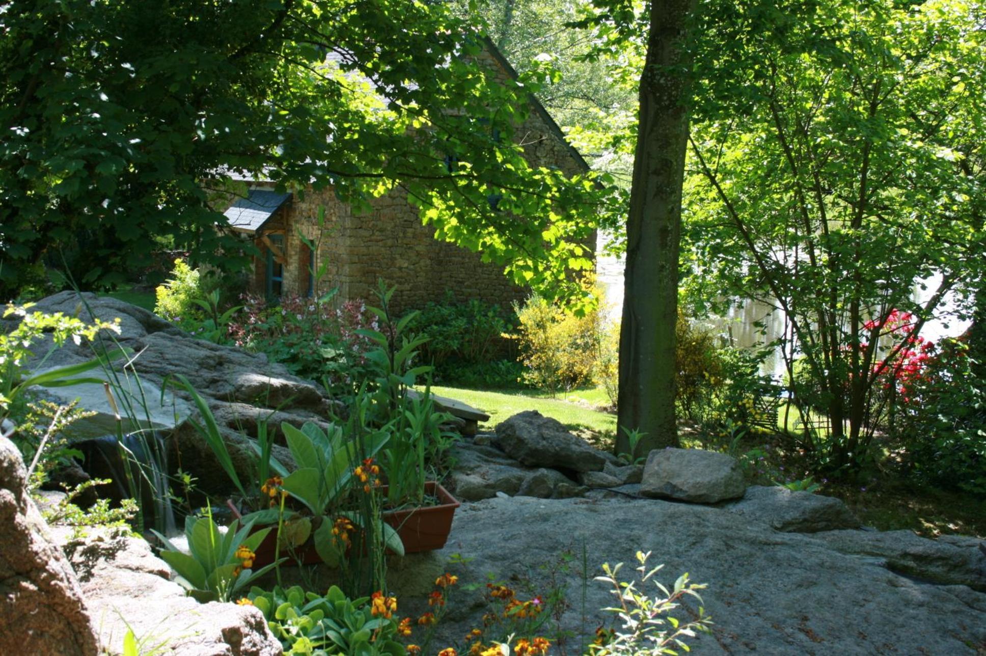 Au Pont Ricoul Bed & Breakfast Saint-Pierre-de-Plesguen Exterior photo