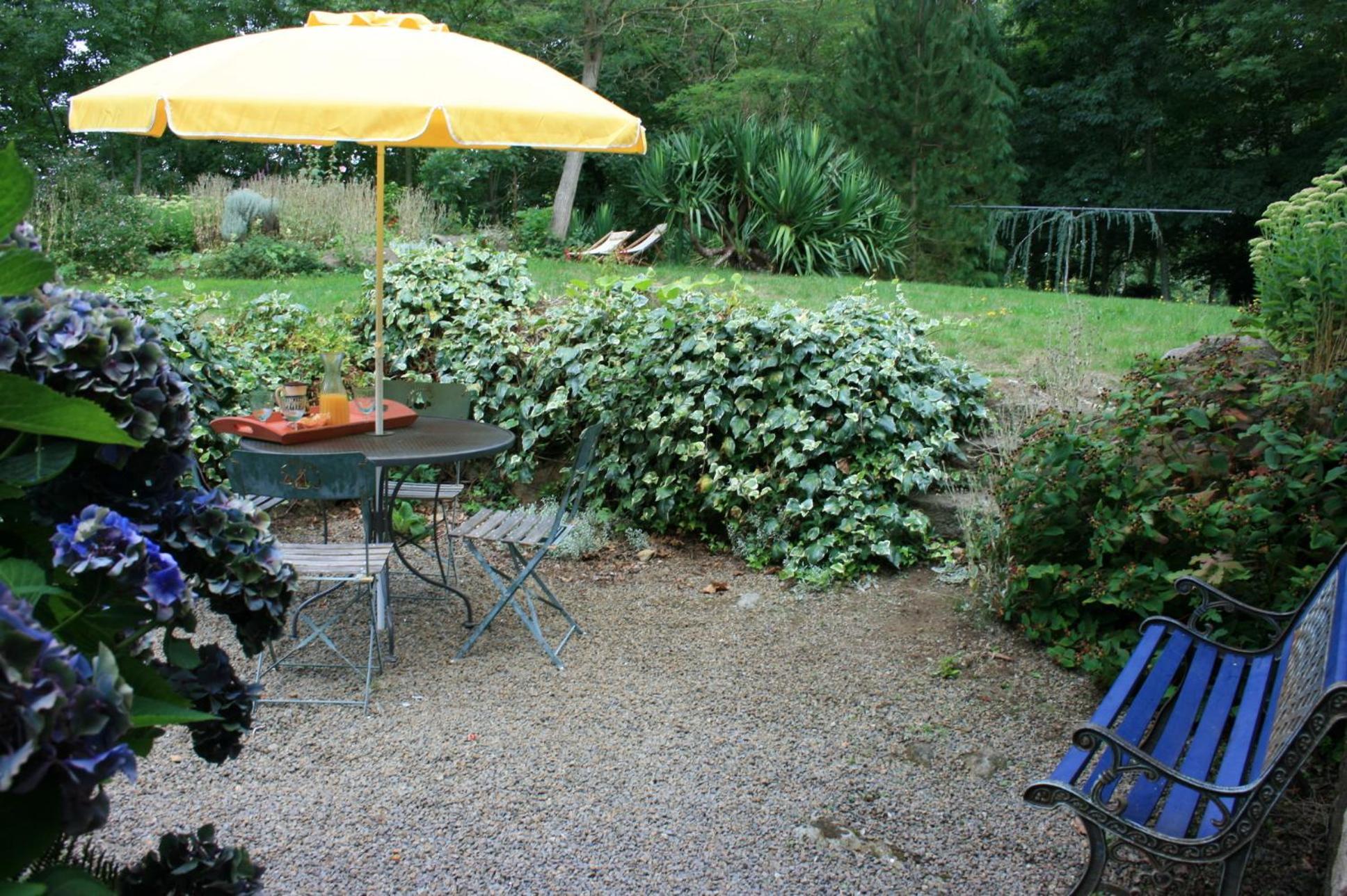 Au Pont Ricoul Bed & Breakfast Saint-Pierre-de-Plesguen Exterior photo