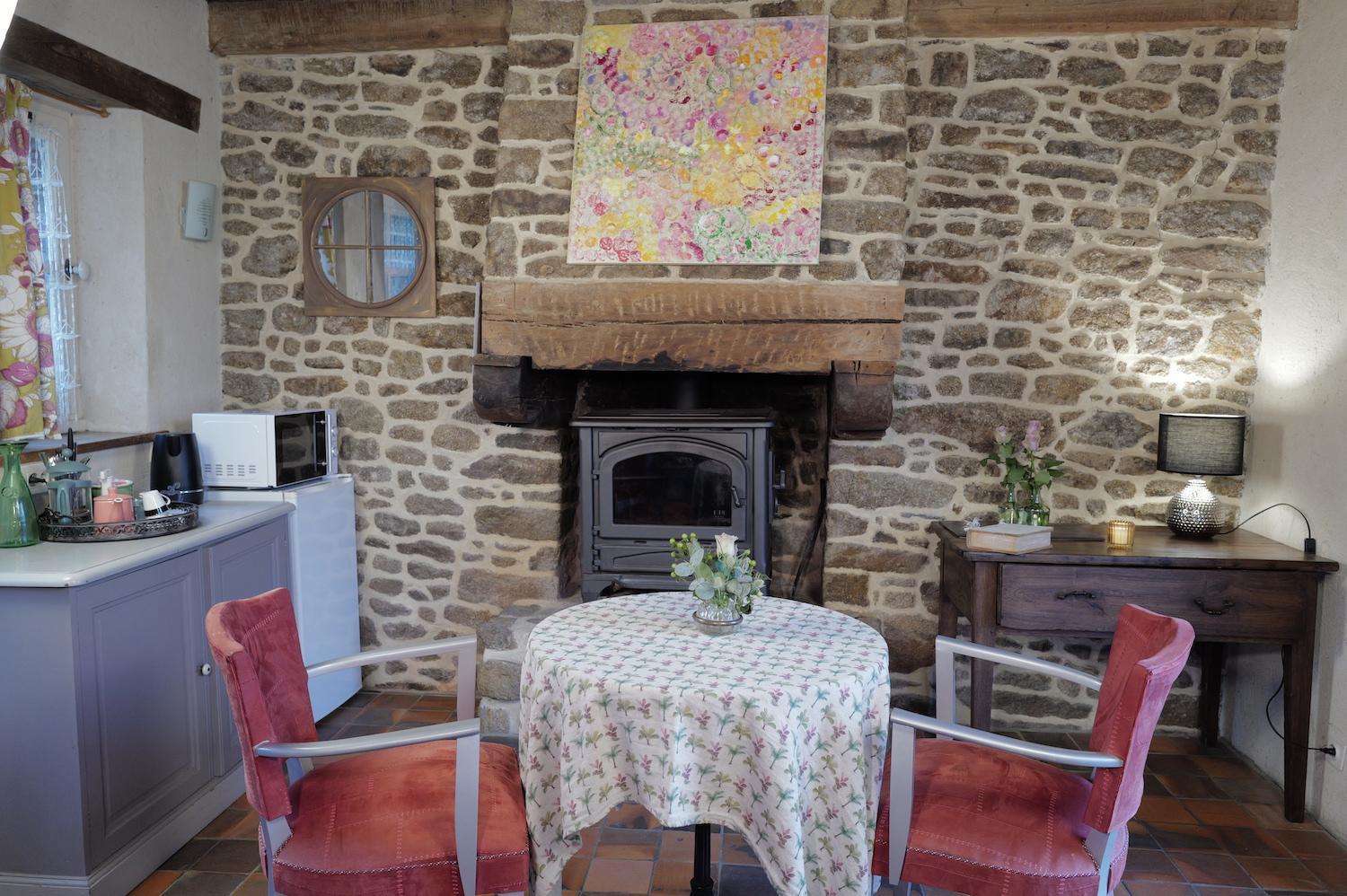 Au Pont Ricoul Bed & Breakfast Saint-Pierre-de-Plesguen Exterior photo