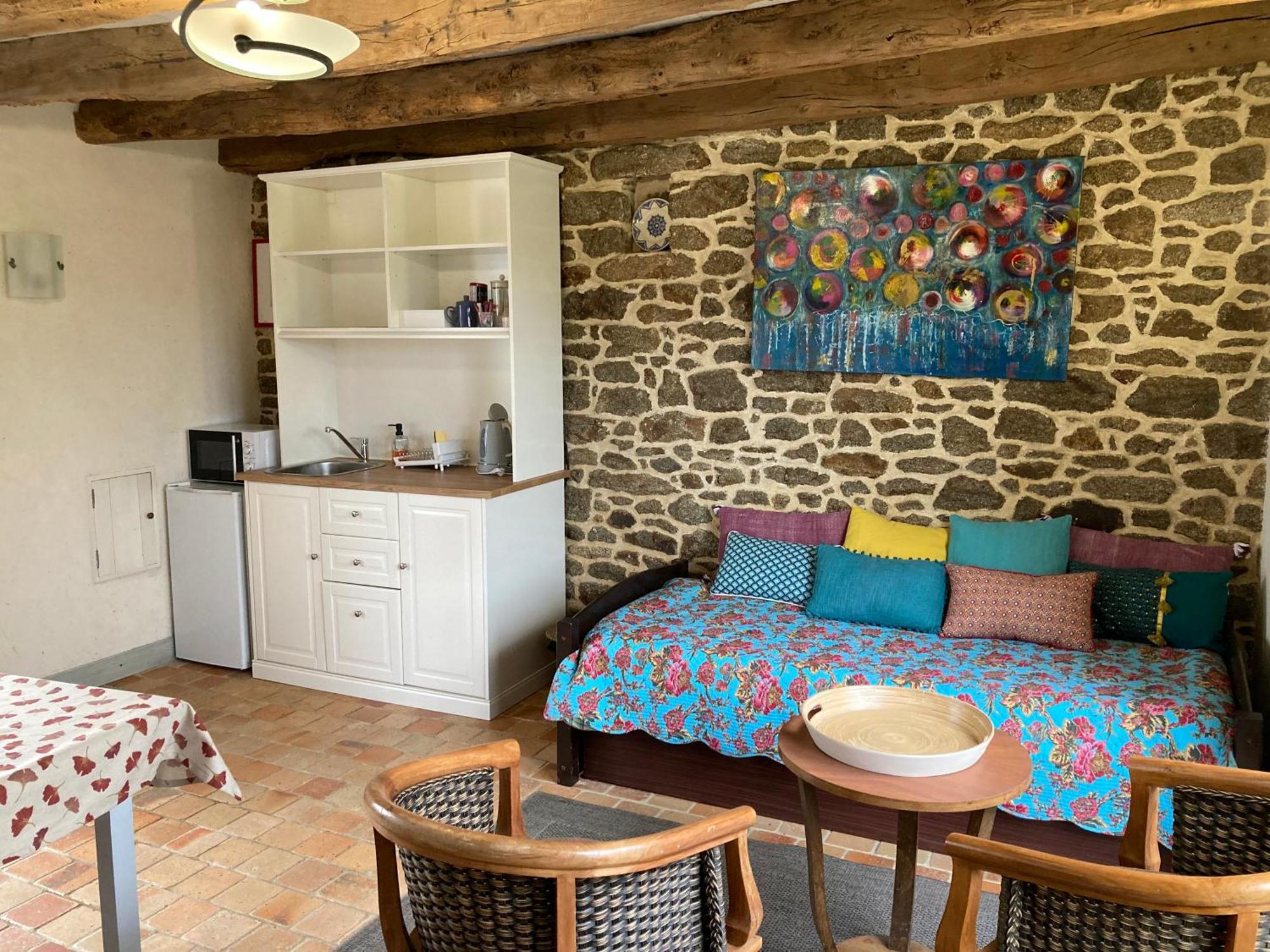 Au Pont Ricoul Bed & Breakfast Saint-Pierre-de-Plesguen Exterior photo